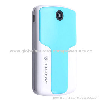 Portable Battery Charger with CE/RoHS/FCC Mark
